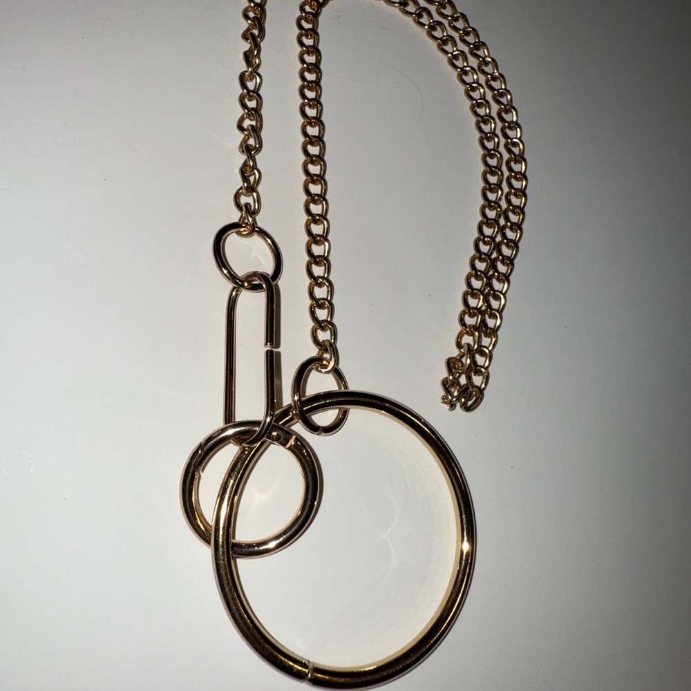 Elegant Gold Chain Necklace